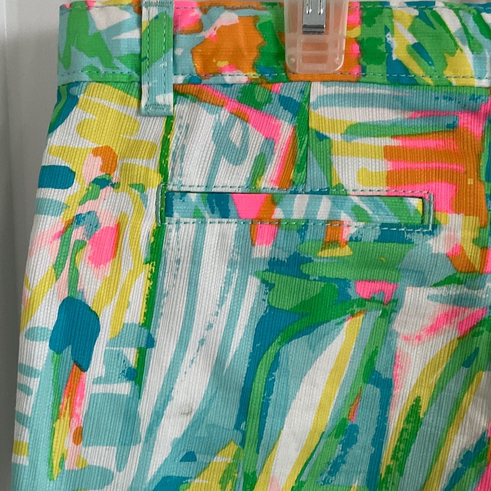 Colorful Patterned Shorts - Picture 4 of 4
